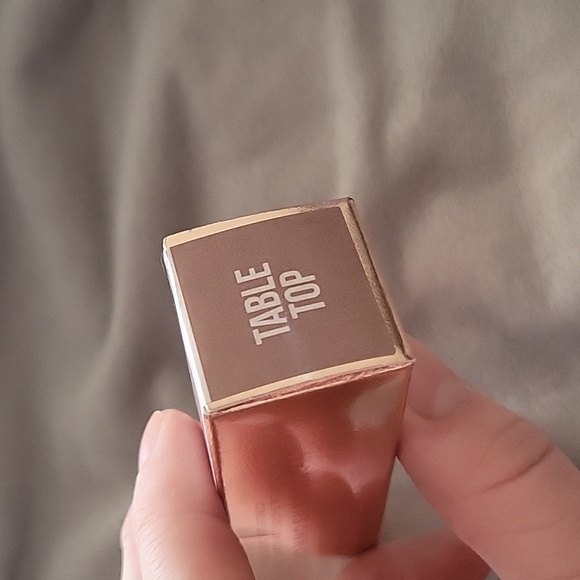 TABLE TOP - Jeffree Star THE GLOSS - Picture 2 of 6